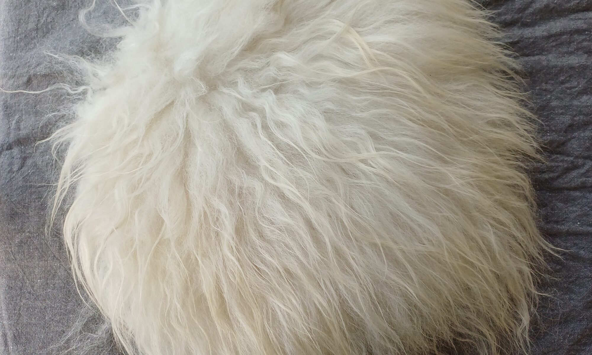 istuinalusta, valkoinen 2